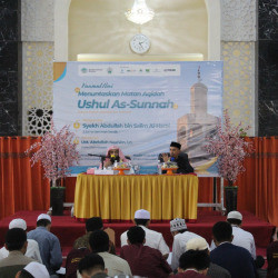 Wahdah Makassar Adakan Kajian Kitab Bersama Syaikh Timur Tengah di STIBA